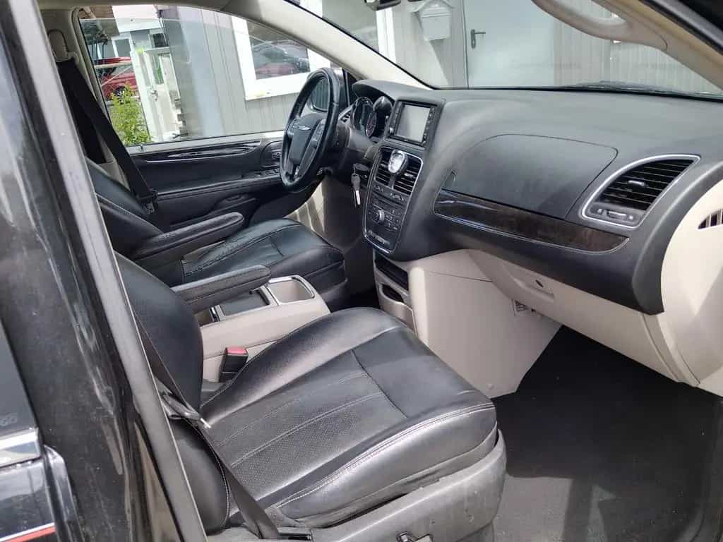 Chrysler Voyager 3.6+Town&Country+AUTOMATIK+LEDER+NAVI+CAM 07/2013-photo-10