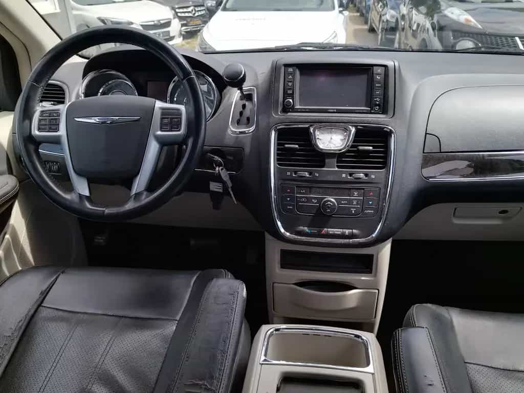 Chrysler Voyager 3.6+Town&Country+AUTOMATIK+LEDER+NAVI+CAM 07/2013-photo-11