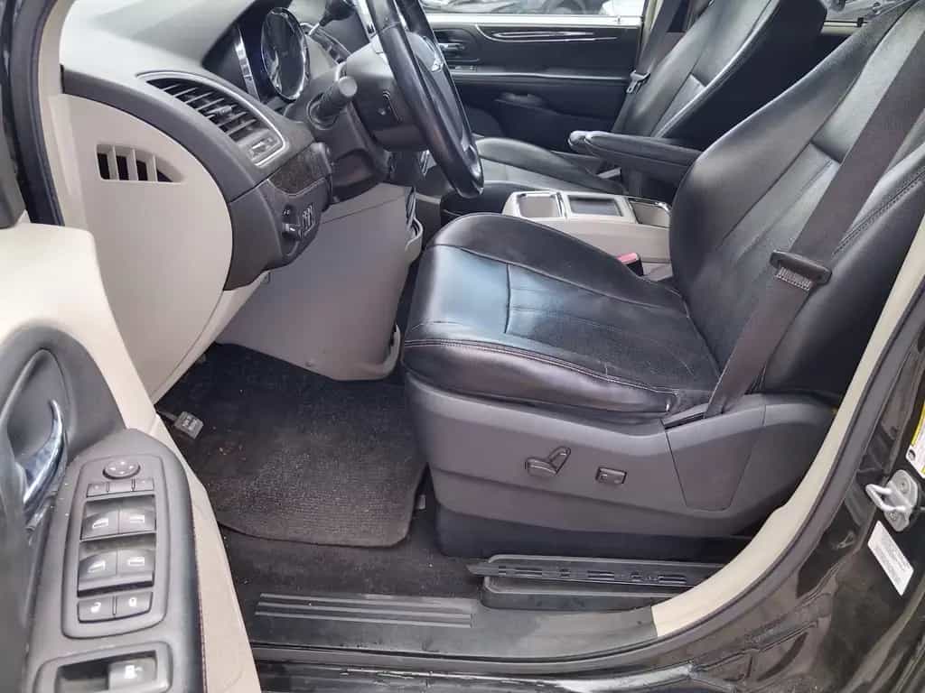 Chrysler Voyager 3.6+Town&Country+AUTOMATIK+LEDER+NAVI+CAM 07/2013-photo-14