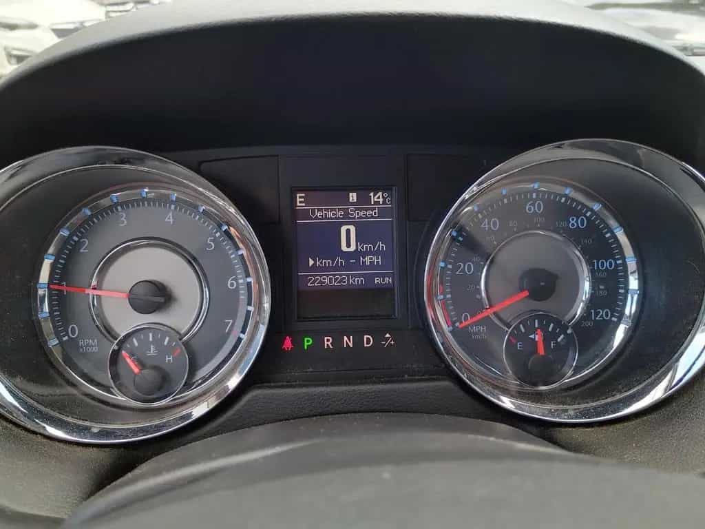 Chrysler Voyager 3.6+Town&Country+AUTOMATIK+LEDER+NAVI+CAM 07/2013-photo-17