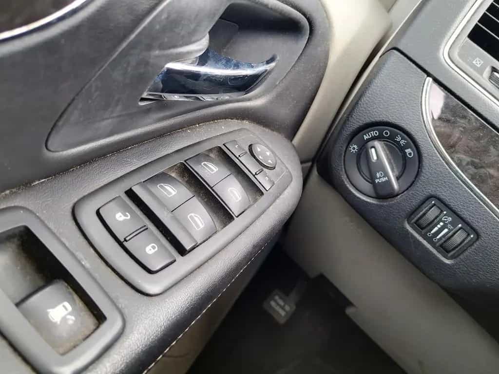 Chrysler Voyager 3.6+Town&Country+AUTOMATIK+LEDER+NAVI+CAM 07/2013-photo-18