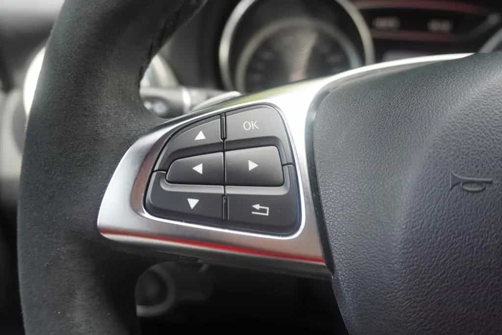 Mercedes-Benz CLA 200 AMG Line 05/2017-photo-24