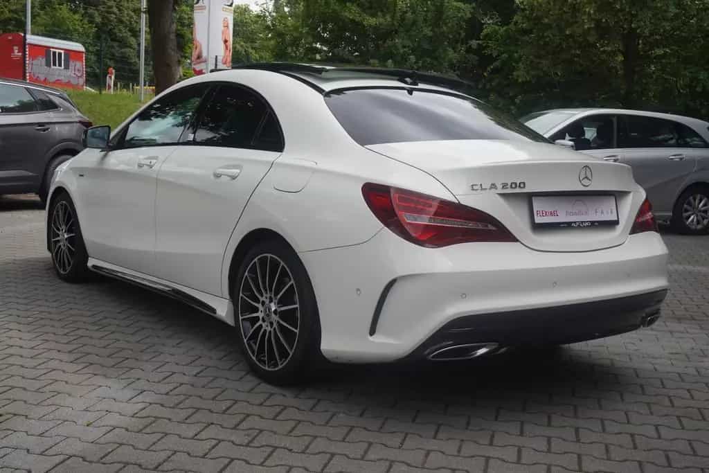 Mercedes-Benz CLA 200 AMG Line 05/2017-photo-7