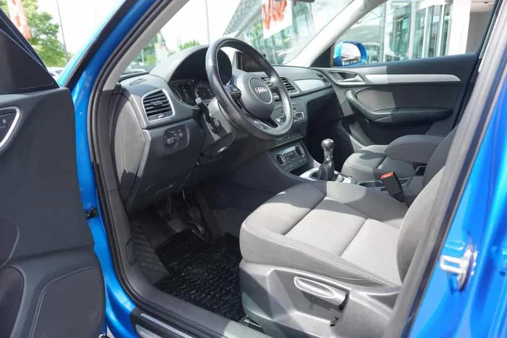 Audi Q3 1.4 TFSI S-Line LED Sitzheizung Tempomat AHK 07/2016-photo-12