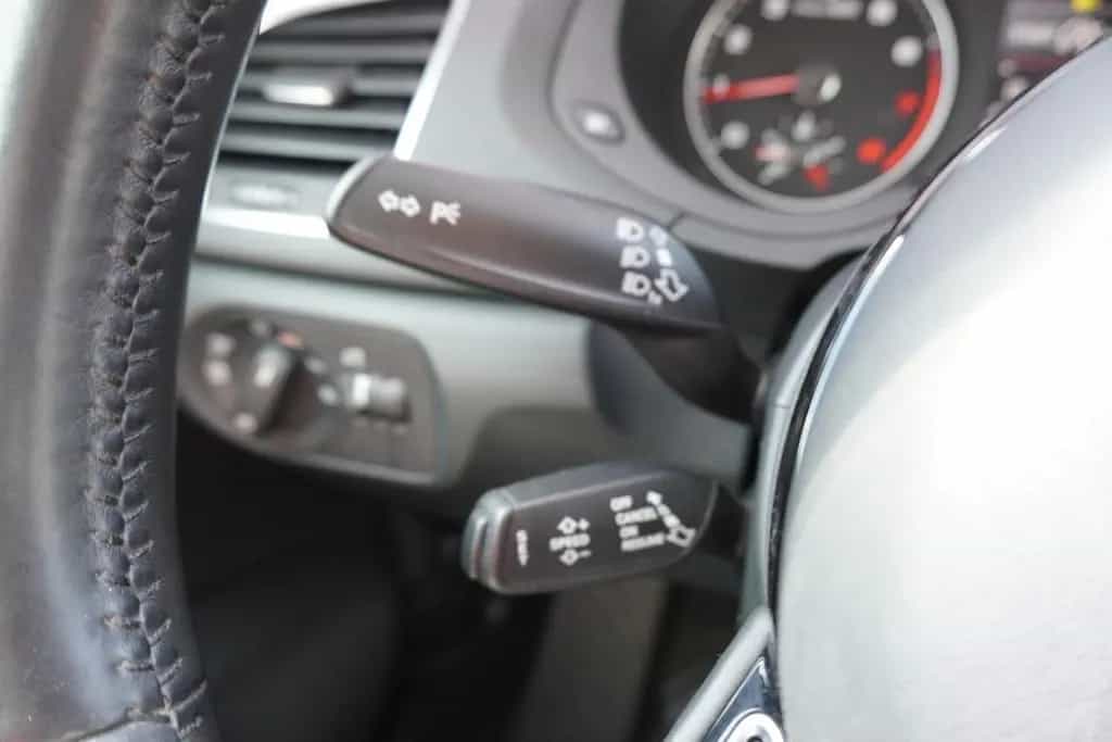 Audi Q3 1.4 TFSI S-Line LED Sitzheizung Tempomat AHK 07/2016-photo-16