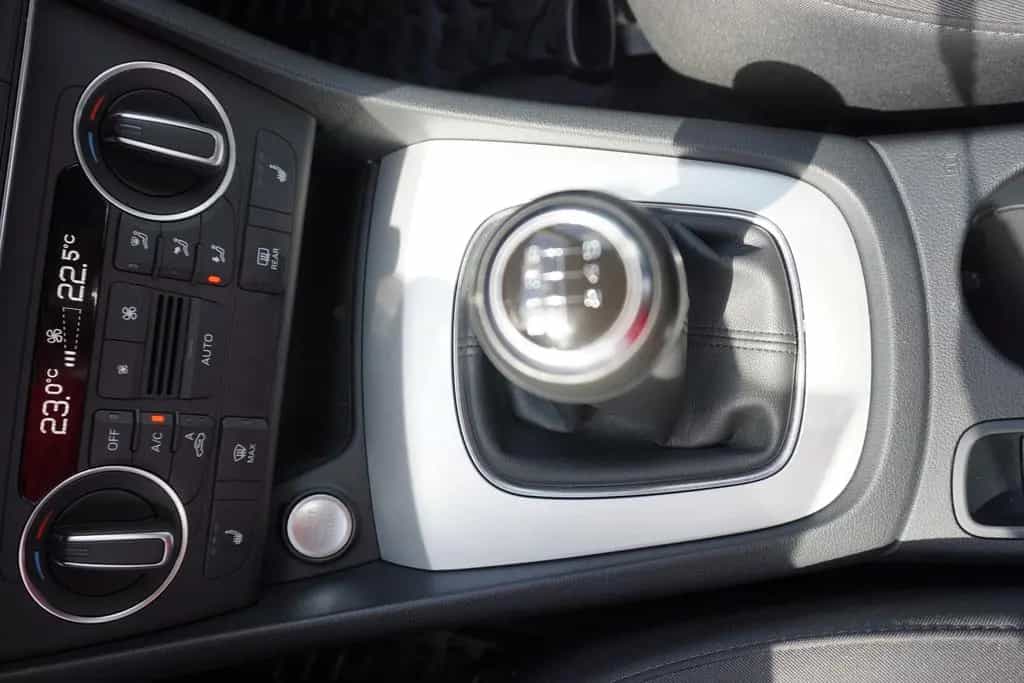 Audi Q3 1.4 TFSI S-Line LED Sitzheizung Tempomat AHK 07/2016-photo-28