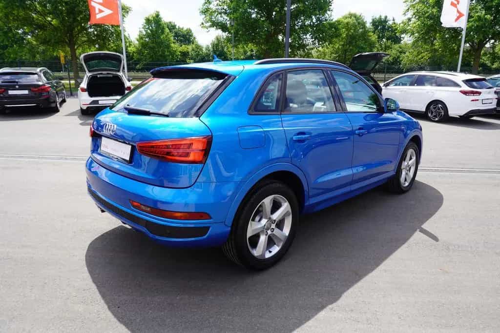 Audi Q3 1.4 TFSI S-Line LED Sitzheizung Tempomat AHK 07/2016-photo-4