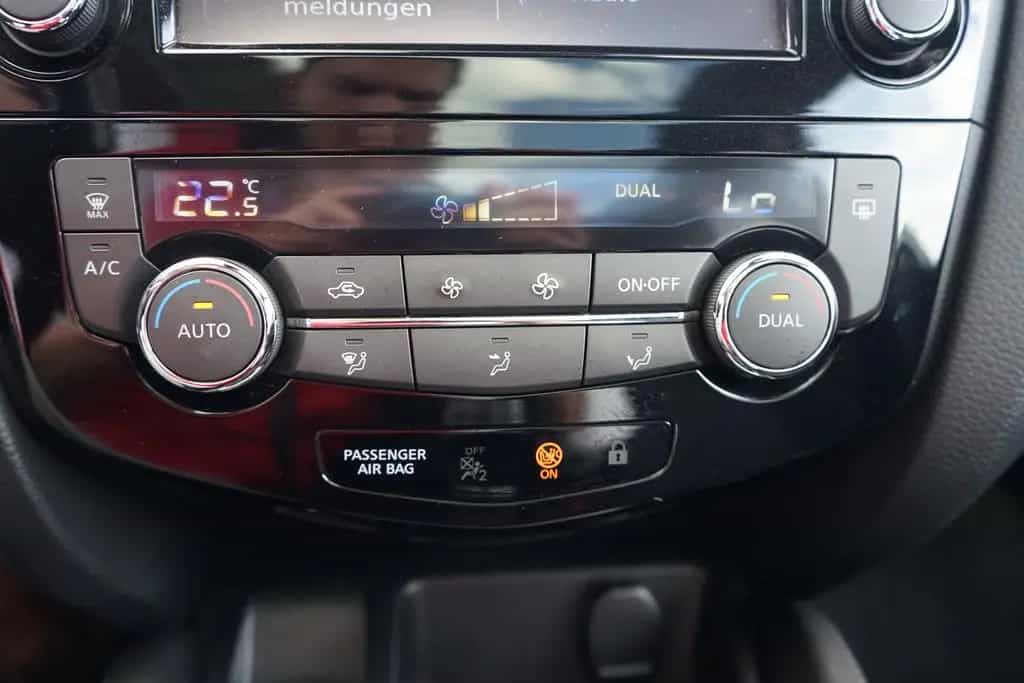 Nissan Qashqai 1.2 N-Connecta Navi 360° Keyless-Go PDC 11/2016-photo-15