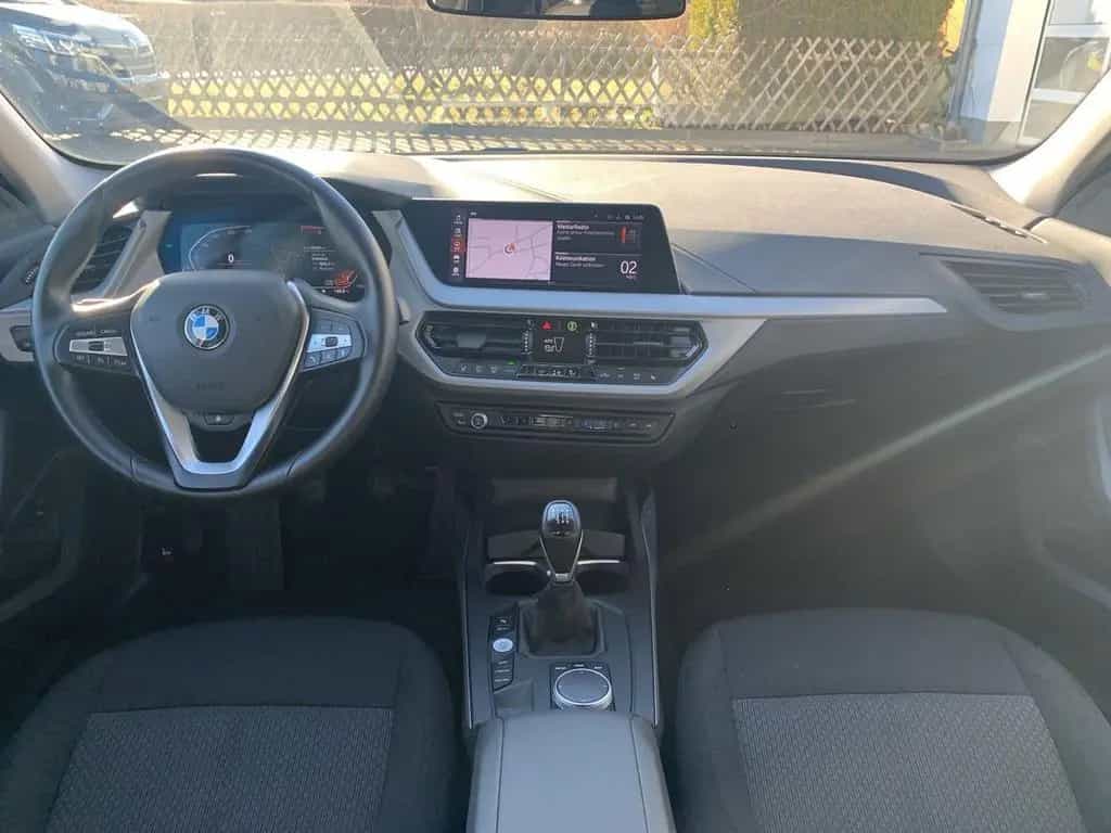 BMW 116 i Advantage KLIMA+SHZ+LED+NAVI+PDC 06/2024-photo-13