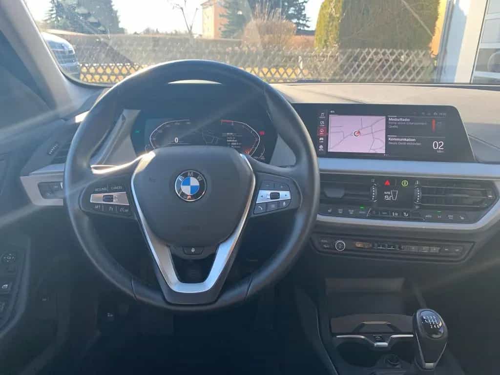 BMW 116 i Advantage KLIMA+SHZ+LED+NAVI+PDC 06/2024-photo-14