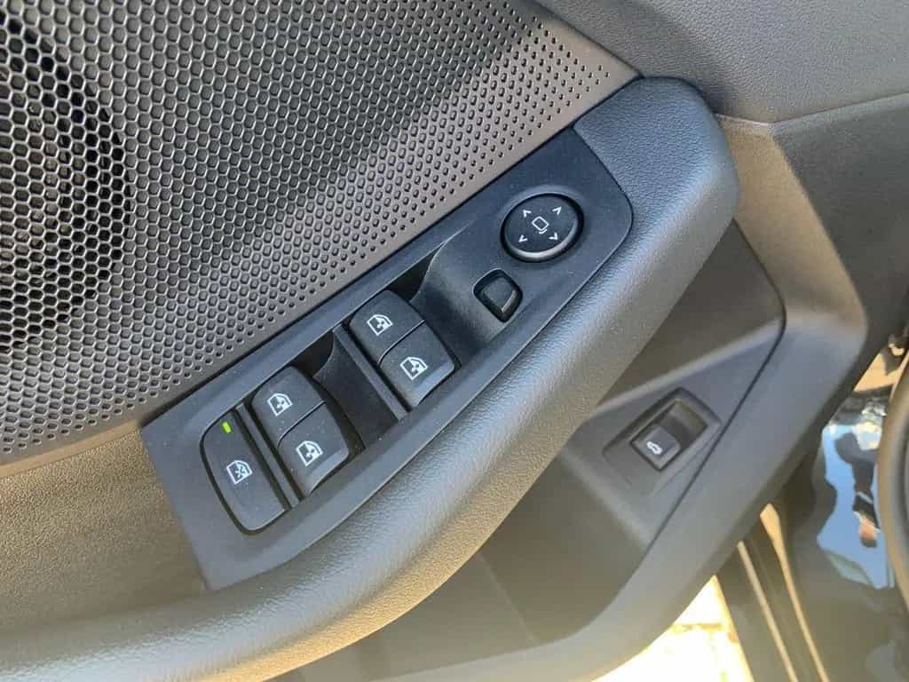 BMW 116 i Advantage KLIMA+SHZ+LED+NAVI+PDC 06/2024-photo-19