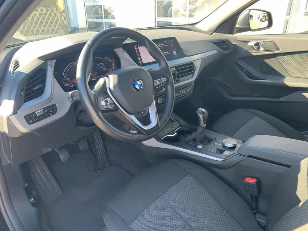 BMW 116 i Advantage KLIMA+SHZ+LED+NAVI+PDC 06/2024-photo-9