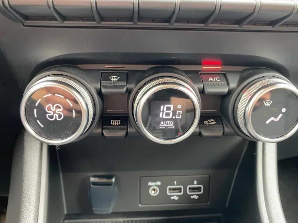Renault Captur II 1.3 TCe 140 GPF Techno CAM*LED*NAVI*LM 04/2023-photo-14