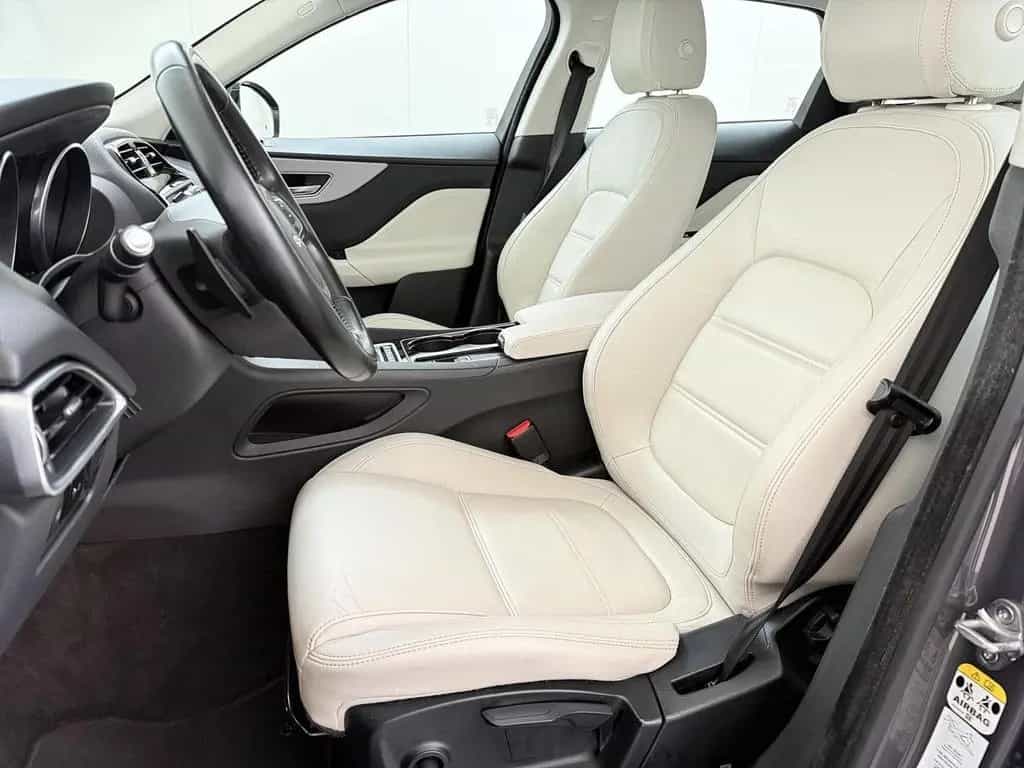 Jaguar F-Pace 2.0 Pure AWD 20d navi | kamera | AHK | 01/2017-photo-12