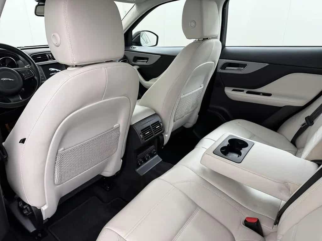 Jaguar F-Pace 2.0 Pure AWD 20d navi | kamera | AHK | 01/2017-photo-14