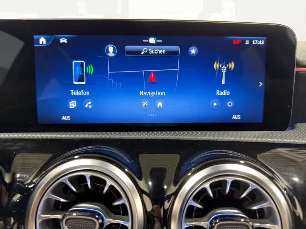 Mercedes-Benz A 200 AMG-LINE LIMO *NAVI*LED*AMBIENTE*CARPLAY* 04/2023-photo-16
