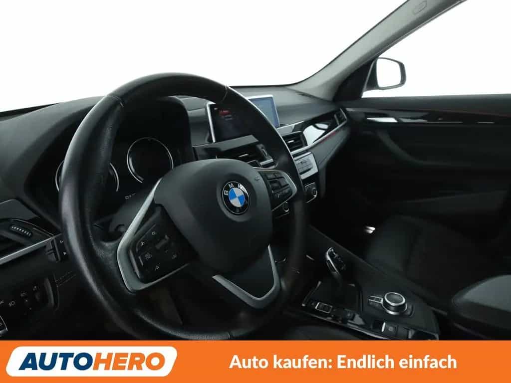 BMW X1 xDrive 20d xLine Aut.*PANO*ACC*LED*NAVI*PDC* 07/2021-photo-10