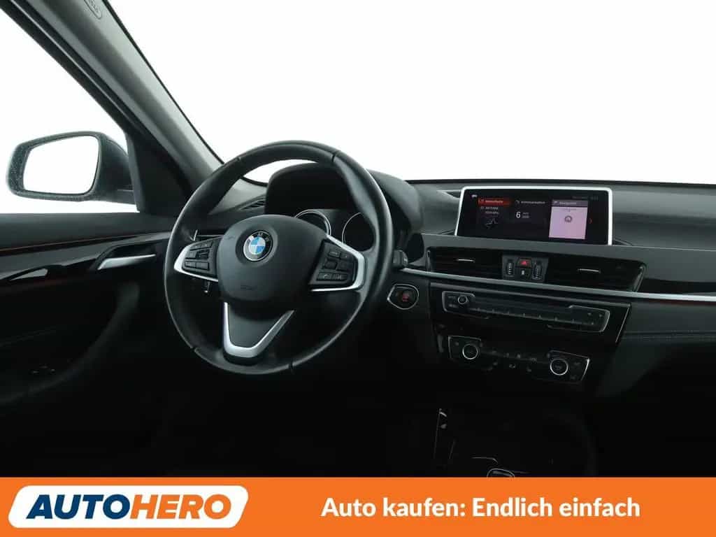 BMW X1 xDrive 20d xLine Aut.*PANO*ACC*LED*NAVI*PDC* 07/2021-photo-12