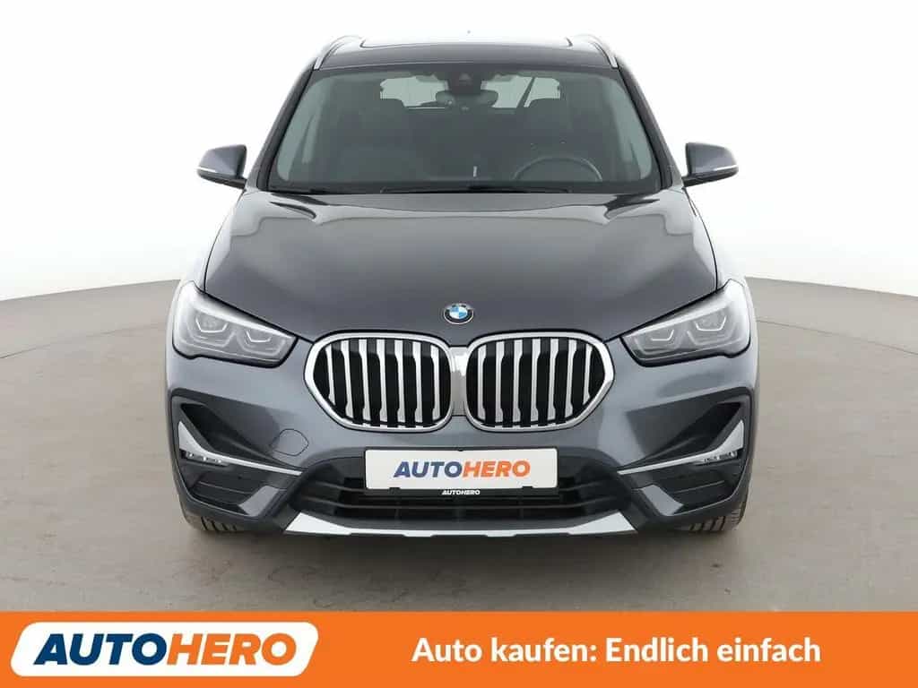 BMW X1 xDrive 20d xLine Aut.*PANO*ACC*LED*NAVI*PDC* 07/2021-photo-8