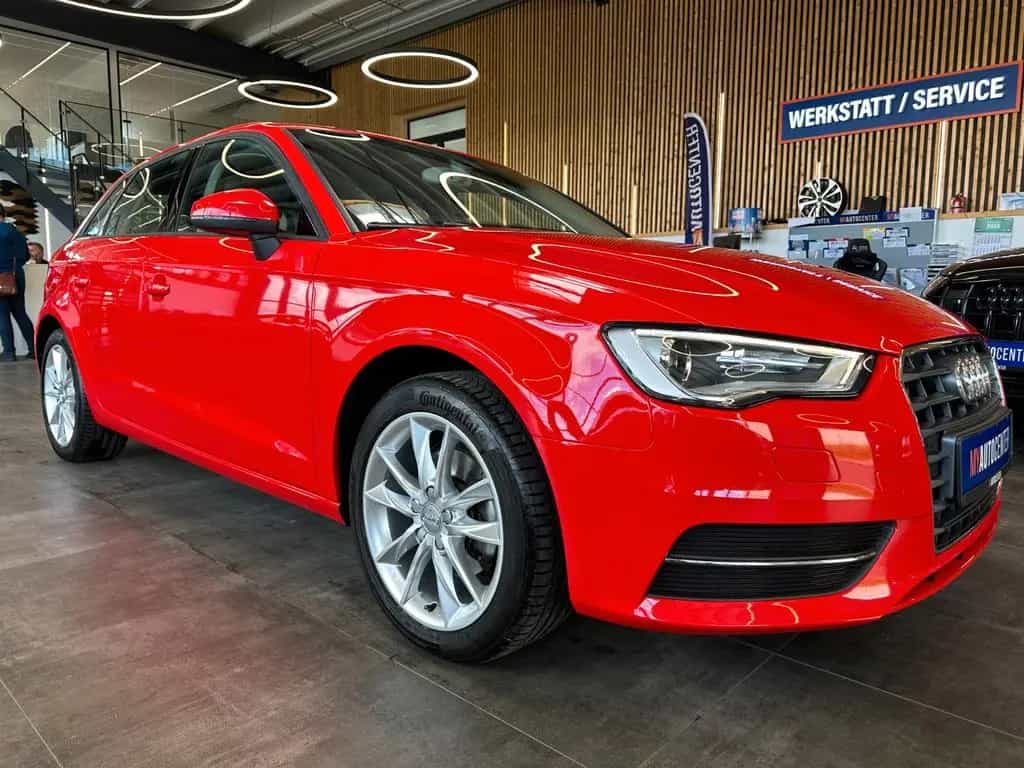 Audi A3 *Sportback*Tempo*Navi*AHK*Xenon*2-Zonen* 05/2015-photo-17