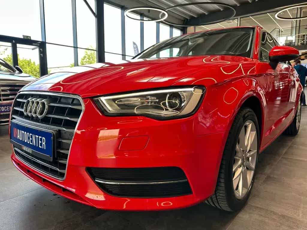 Audi A3 *Sportback*Tempo*Navi*AHK*Xenon*2-Zonen* 05/2015-photo-3
