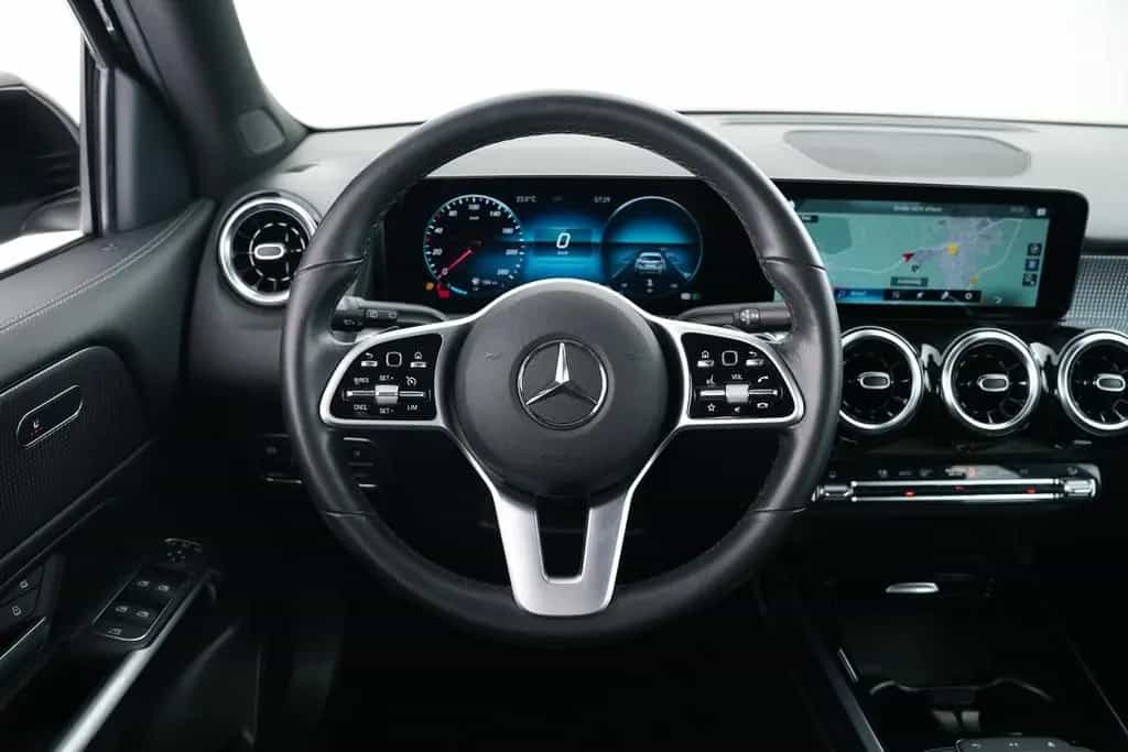 Mercedes-Benz GLB 180 D 8G-DCT 07/2021-photo-11