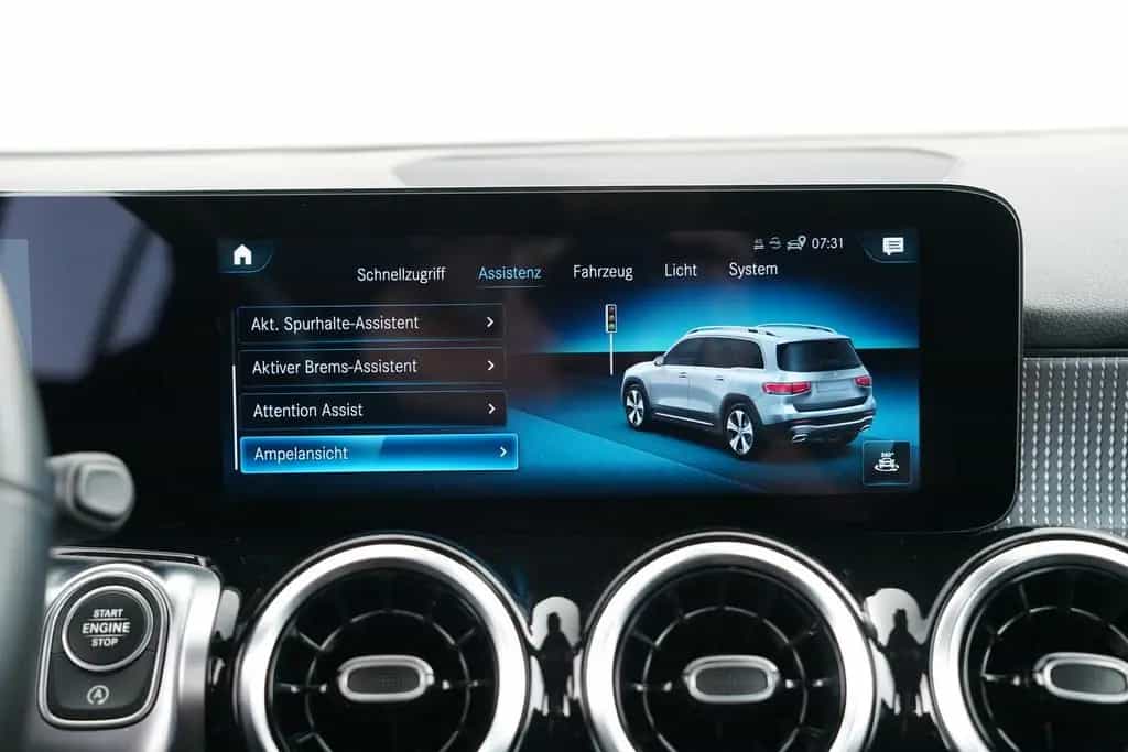 Mercedes-Benz GLB 180 D 8G-DCT 07/2021-photo-26