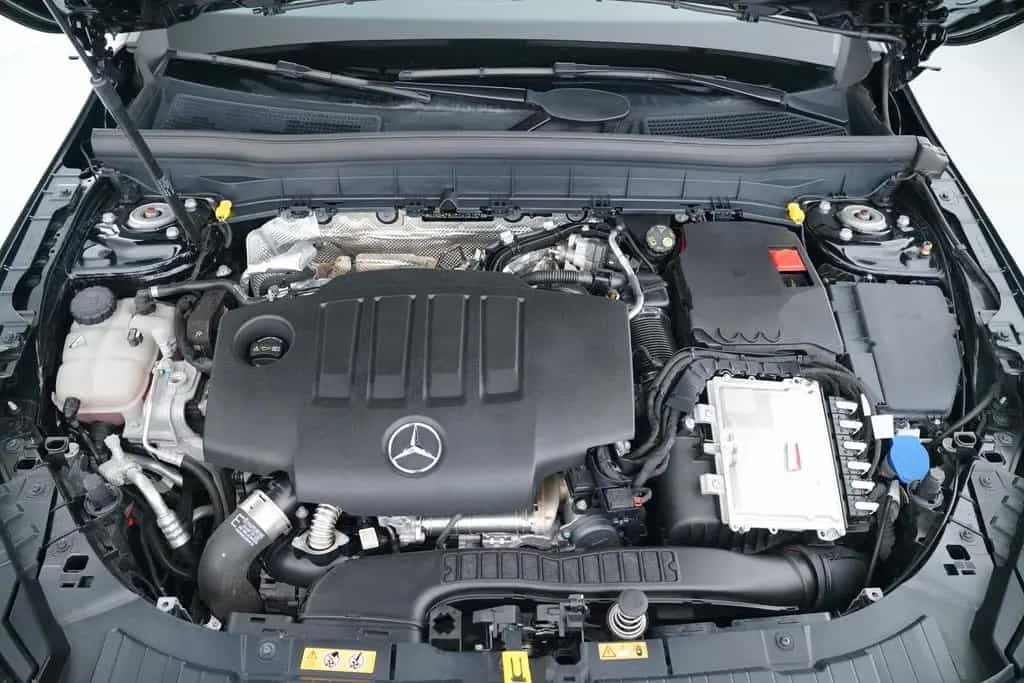 Mercedes-Benz GLB 180 D 8G-DCT 07/2021-photo-37