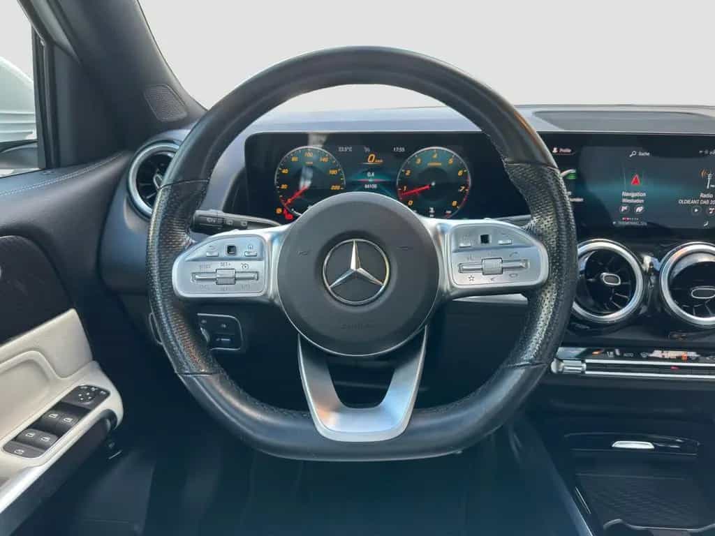 Mercedes-Benz GLB 250 AMG LED CARPLAY PANO KAMERA 7-SITZER SHZ 04/2021-photo-15