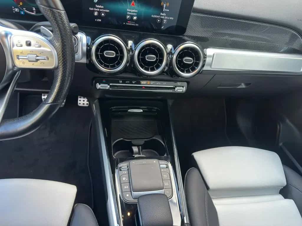 Mercedes-Benz GLB 250 AMG LED CARPLAY PANO KAMERA 7-SITZER SHZ 04/2021-photo-18
