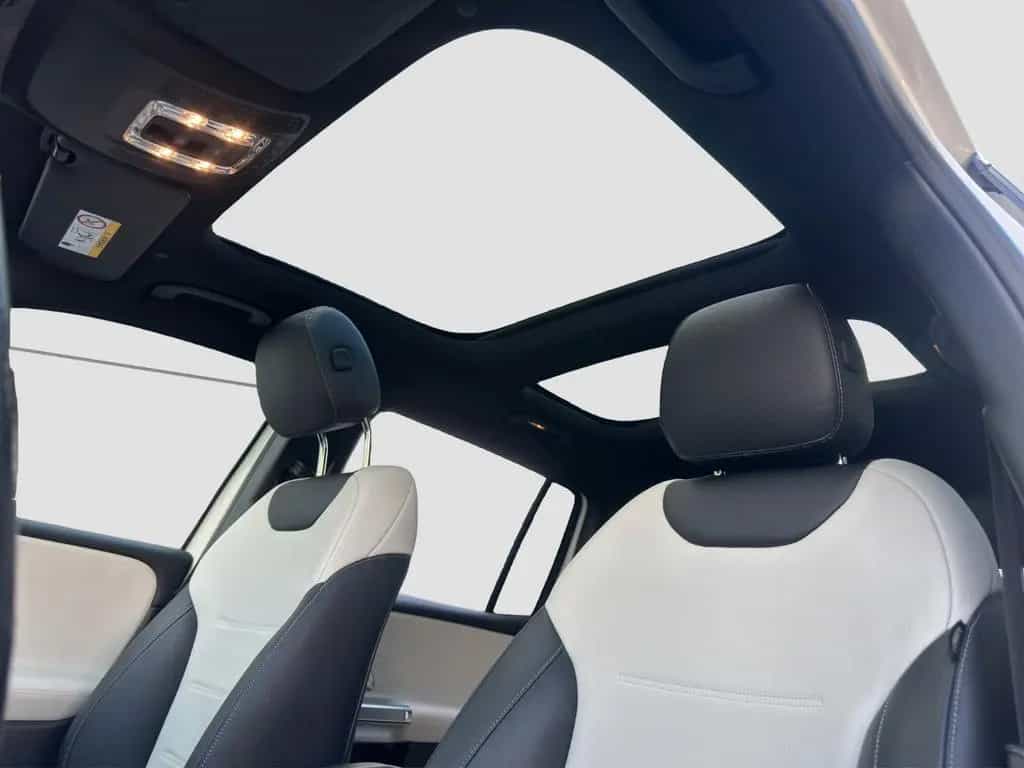 Mercedes-Benz GLB 250 AMG LED CARPLAY PANO KAMERA 7-SITZER SHZ 04/2021-photo-20