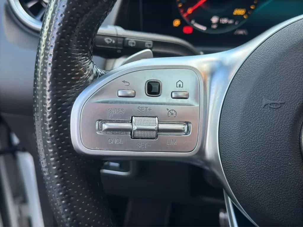 Mercedes-Benz GLB 250 AMG LED CARPLAY PANO KAMERA 7-SITZER SHZ 04/2021-photo-22