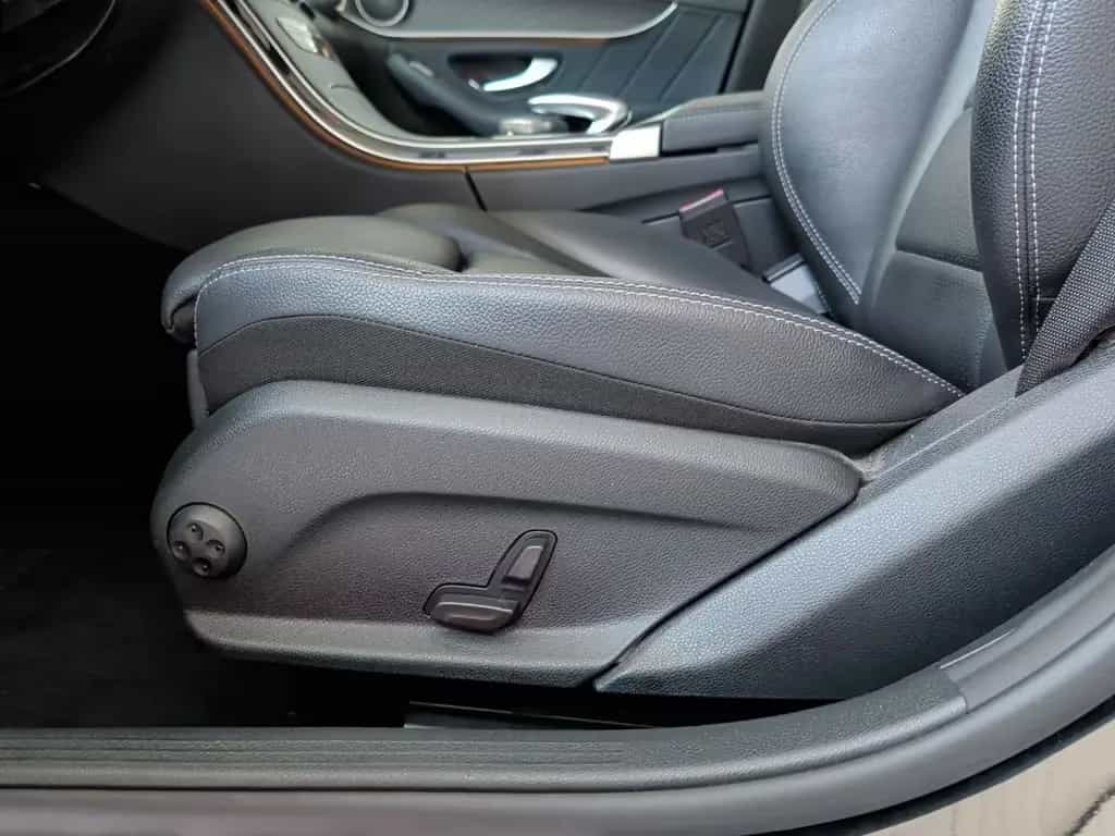 Mercedes-Benz C 220 d AMG Line Leder+AHK+Standhzg+19Z+Luft+Com 10/2020-photo-21