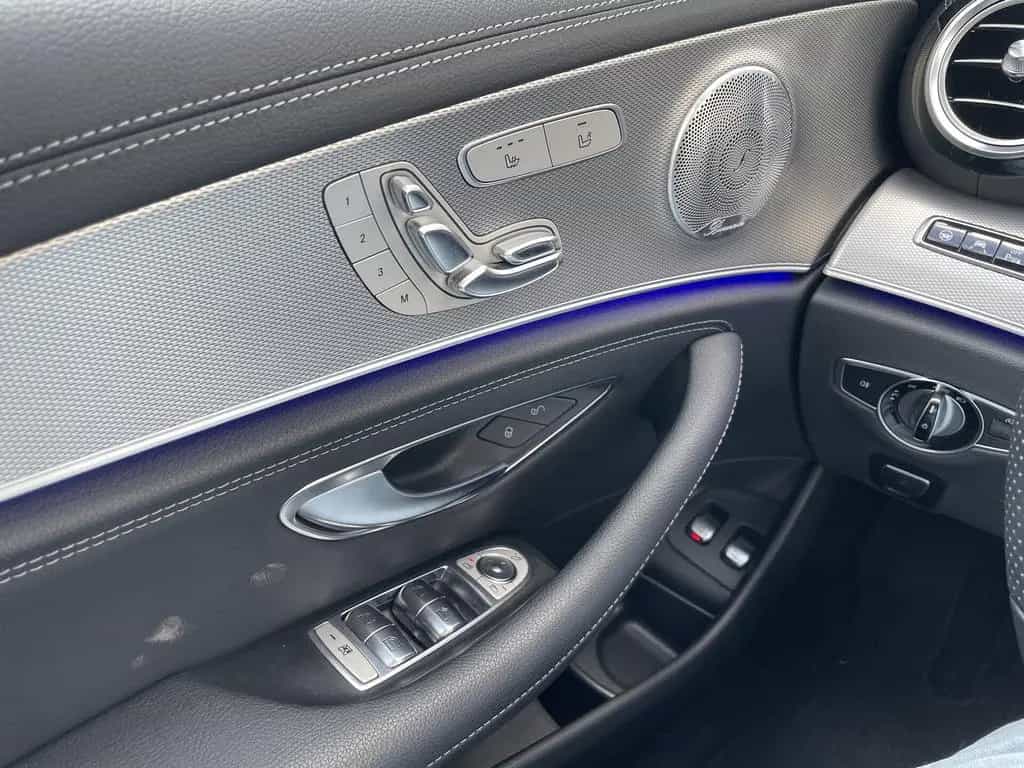 Mercedes-Benz E 400 D 4M AMG V6 360° ACC BURMESTER HEAT PANO T 10/2018-photo-20