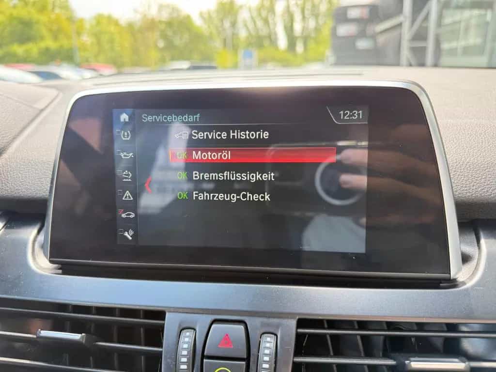 BMW 218 SPORT LINE-AHK-PDC-SHZ-UNFALLFREI--SCHECKHEFGEPF 04/2018-photo-23
