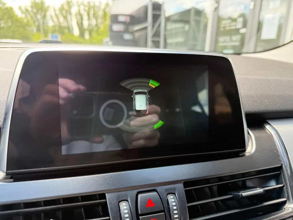 BMW 218 SPORT LINE-AHK-PDC-SHZ-UNFALLFREI--SCHECKHEFGEPF 04/2018-photo-26