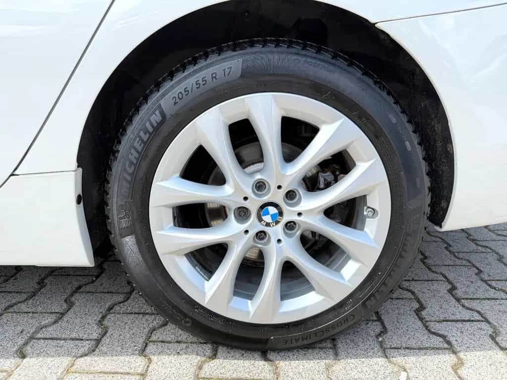 BMW 218 SPORT LINE-AHK-PDC-SHZ-UNFALLFREI--SCHECKHEFGEPF 04/2018-photo-3