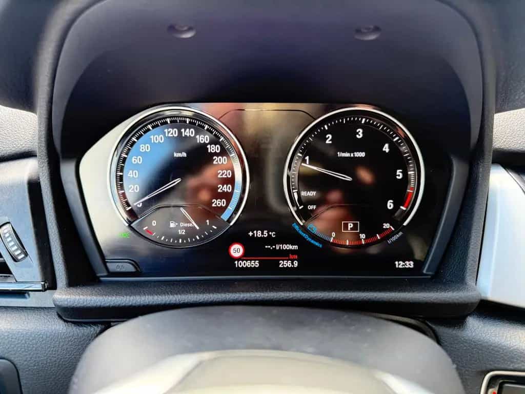 BMW 218 SPORT LINE-AHK-PDC-SHZ-UNFALLFREI--SCHECKHEFGEPF 04/2018-photo-39