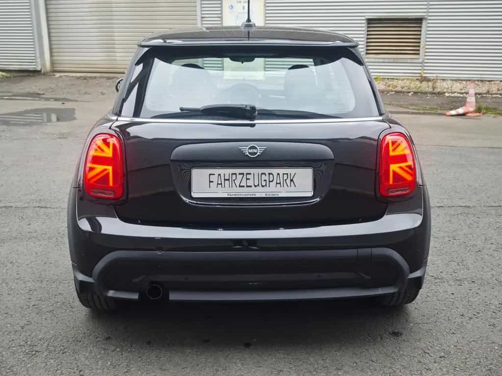 MINI ONE Mini*LED*NAVI*PDC*KESSY*APPLE/ANDROID* 06/2021-photo-1