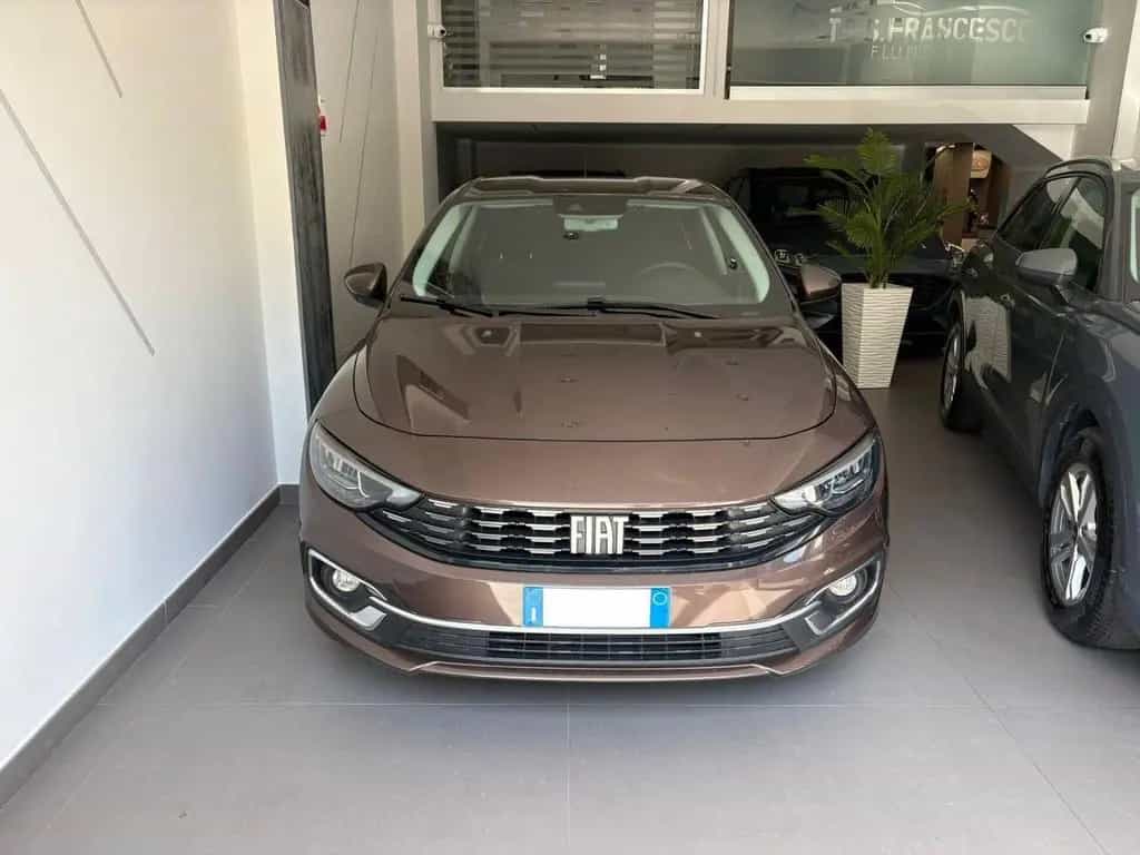 Fiat Tipo 1.6 5 porte Lounge 130cv - 2021 05/2021-photo-0