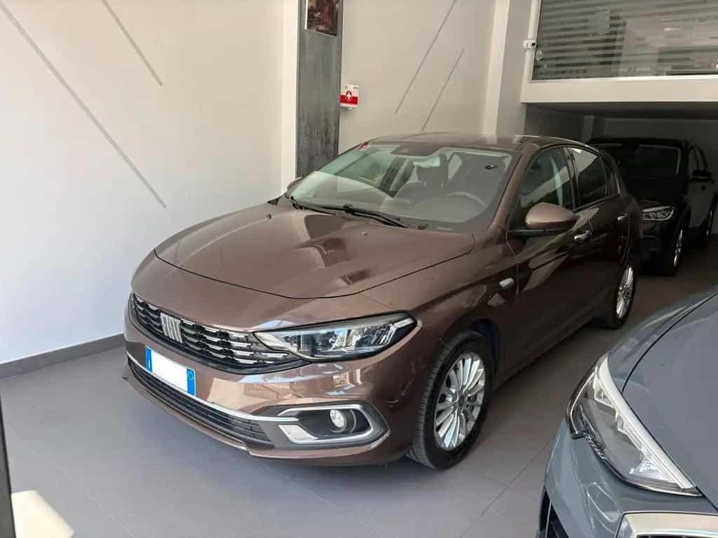 Fiat Tipo 1.6 5 porte Lounge 130cv - 2021 05/2021-photo-1