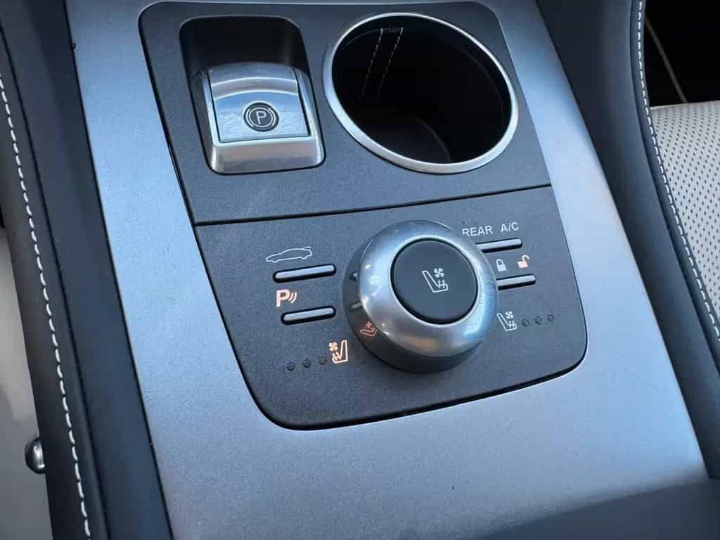 Aston Martin Rapide 6.0 S Touchtronic Auto 12/2013-photo-32