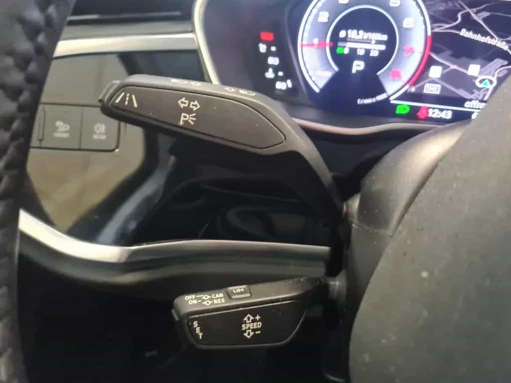 Audi Q3 35 TFSI advanced / Leder / AHK / KAMERA 08/2020-photo-15