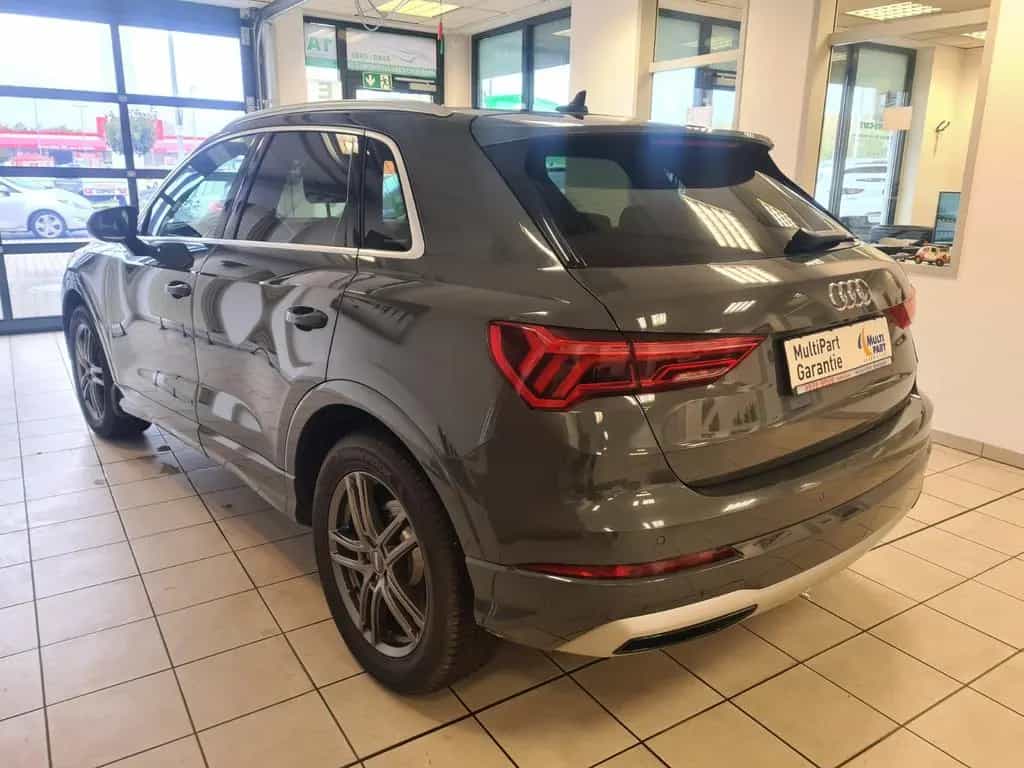 Audi Q3 35 TFSI advanced / Leder / AHK / KAMERA 08/2020-photo-5