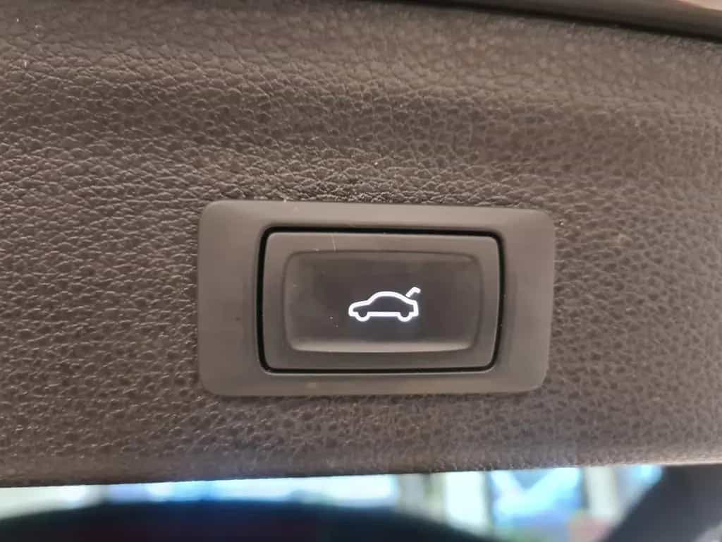 Audi Q3 35 TFSI advanced / Leder / AHK / KAMERA 08/2020-photo-7