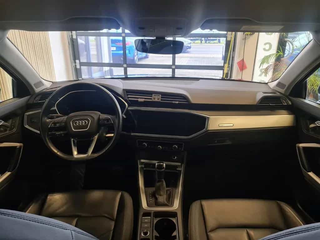 Audi Q3 35 TFSI advanced / Leder / AHK / KAMERA 08/2020-photo-9