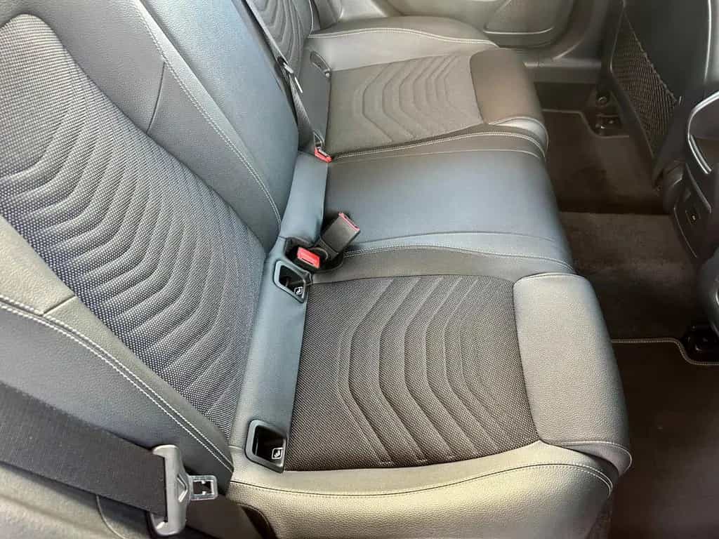 Mercedes-Benz A 200 d Progressive Business-Paket 1. Hand 09/2022-photo-29
