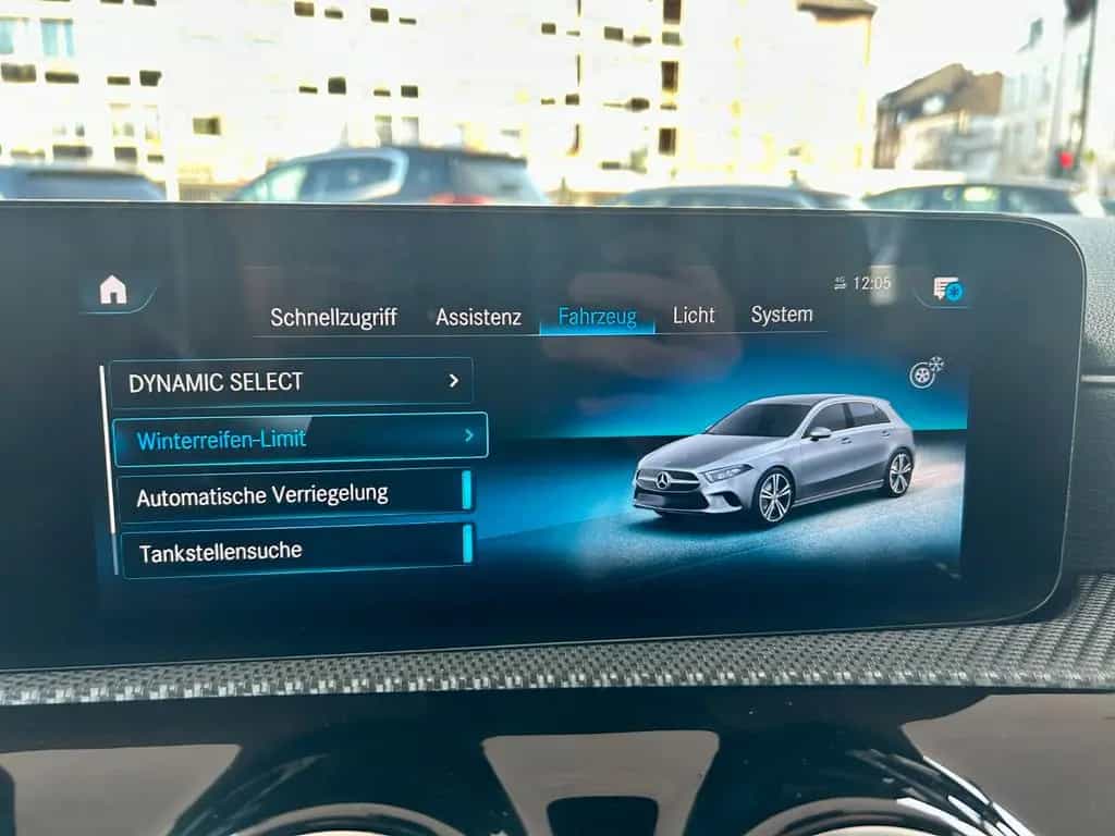 Mercedes-Benz A 200 d Progressive Business-Paket 1. Hand 09/2022-photo-32