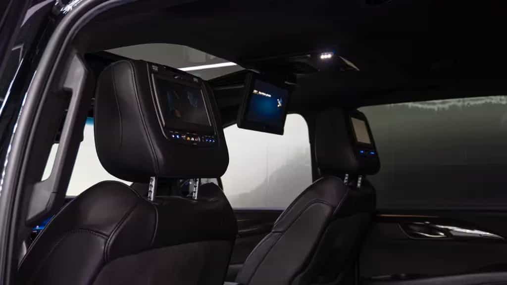 Cadillac Escalade 6.2 V8 PLATINUM 7SEAT/BOSE/360/HUD/3xTV 08/2018-photo-19