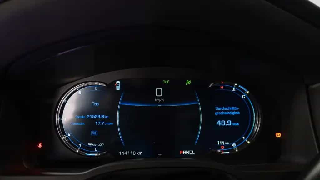 Cadillac Escalade 6.2 V8 PLATINUM 7SEAT/BOSE/360/HUD/3xTV 08/2018-photo-29